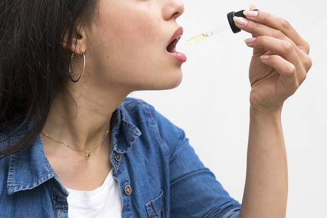 Consommation Huile CBD sublinguale 