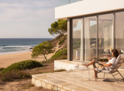 découvrez comment trouver les meilleurs sites de locations de vacances à setúbal pour préparer un séjour parfait alliant confort, beauté et authenticité.