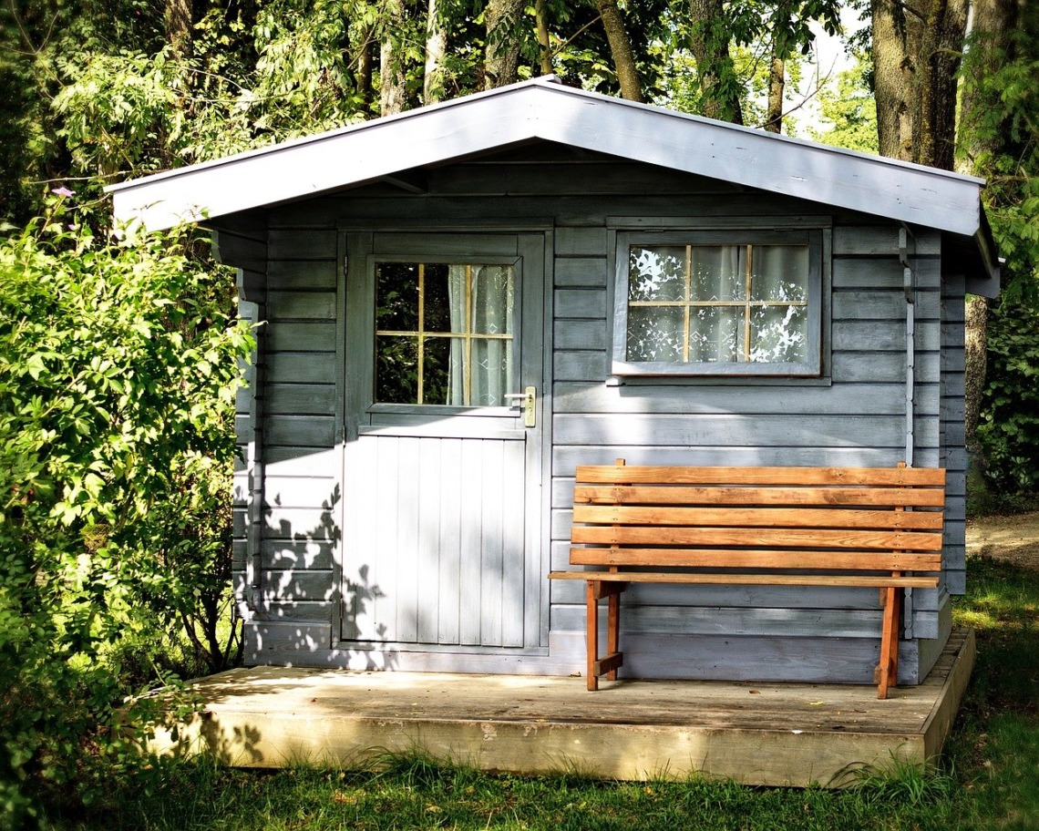 abri en bois pour le jardin