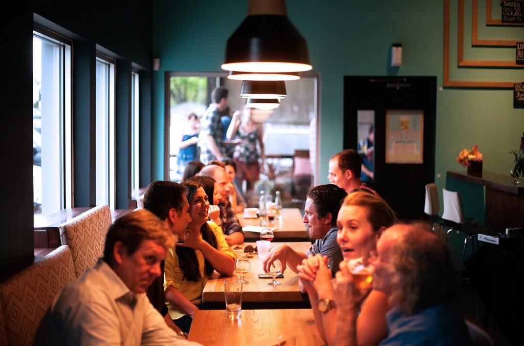 ambiance chaleureuse et conviviale
