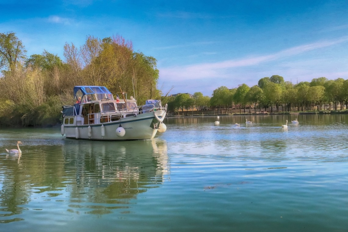 bateau fluvial