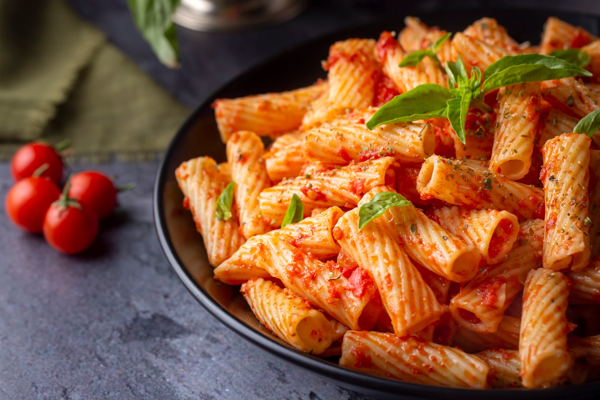 Penne pasta with tomato sauce