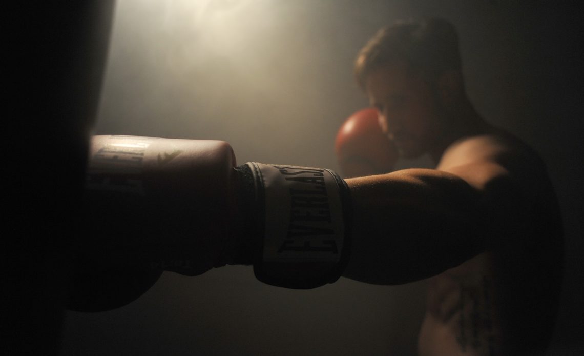 sac de frappe pour faire de la boxe